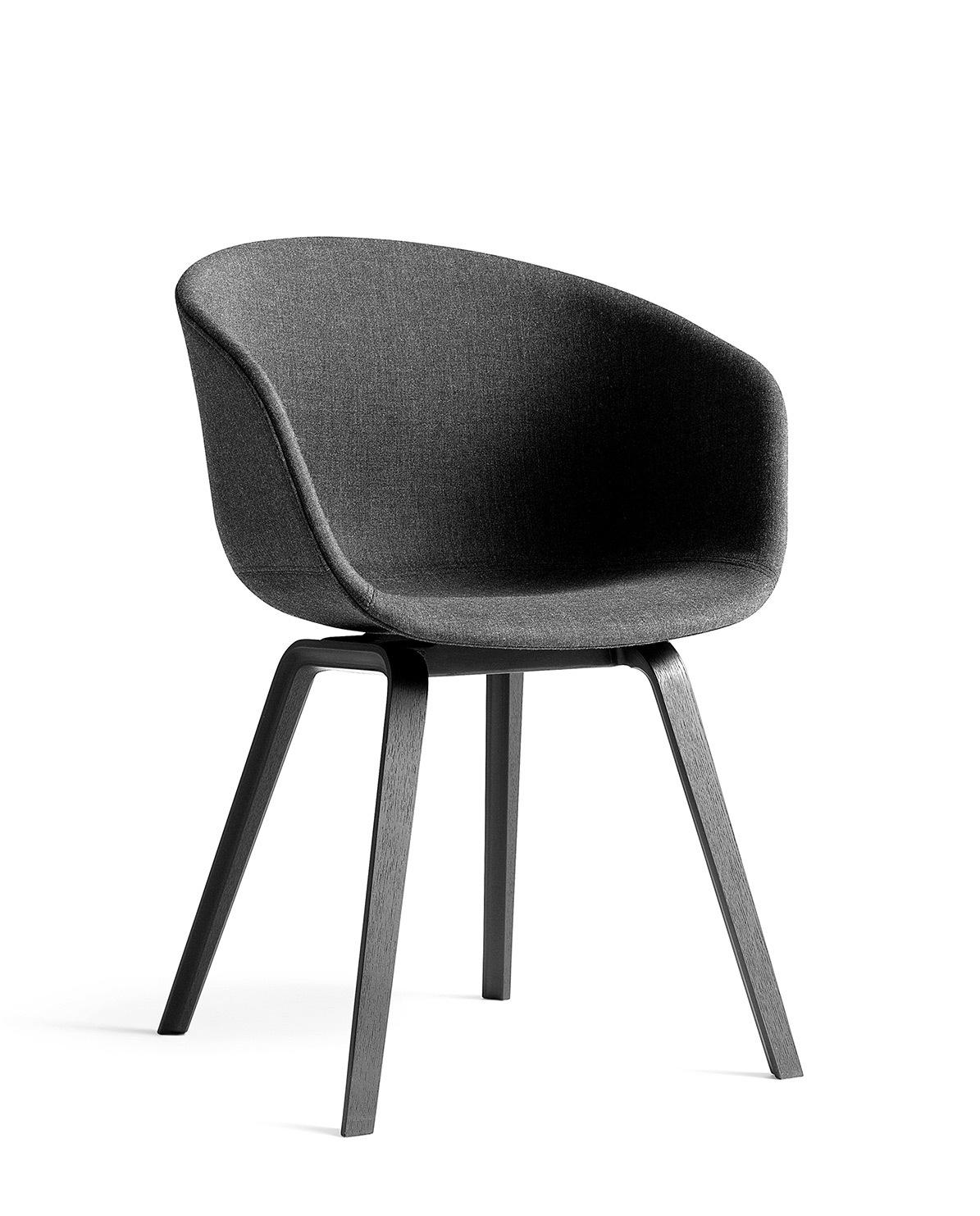 stuhl about a chair aac23 water-based lacquered oak black remix 163 von hay