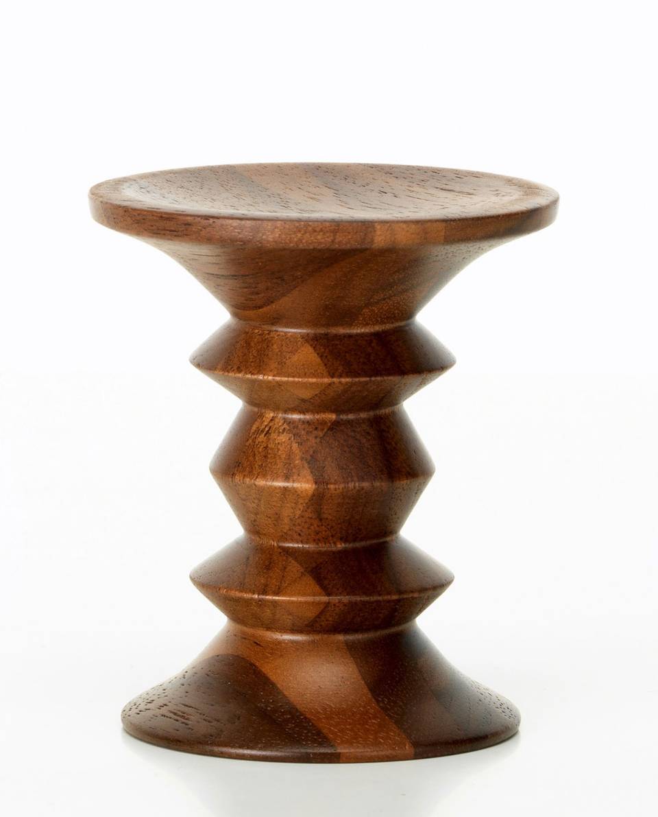 Hocker Nussbaum A 