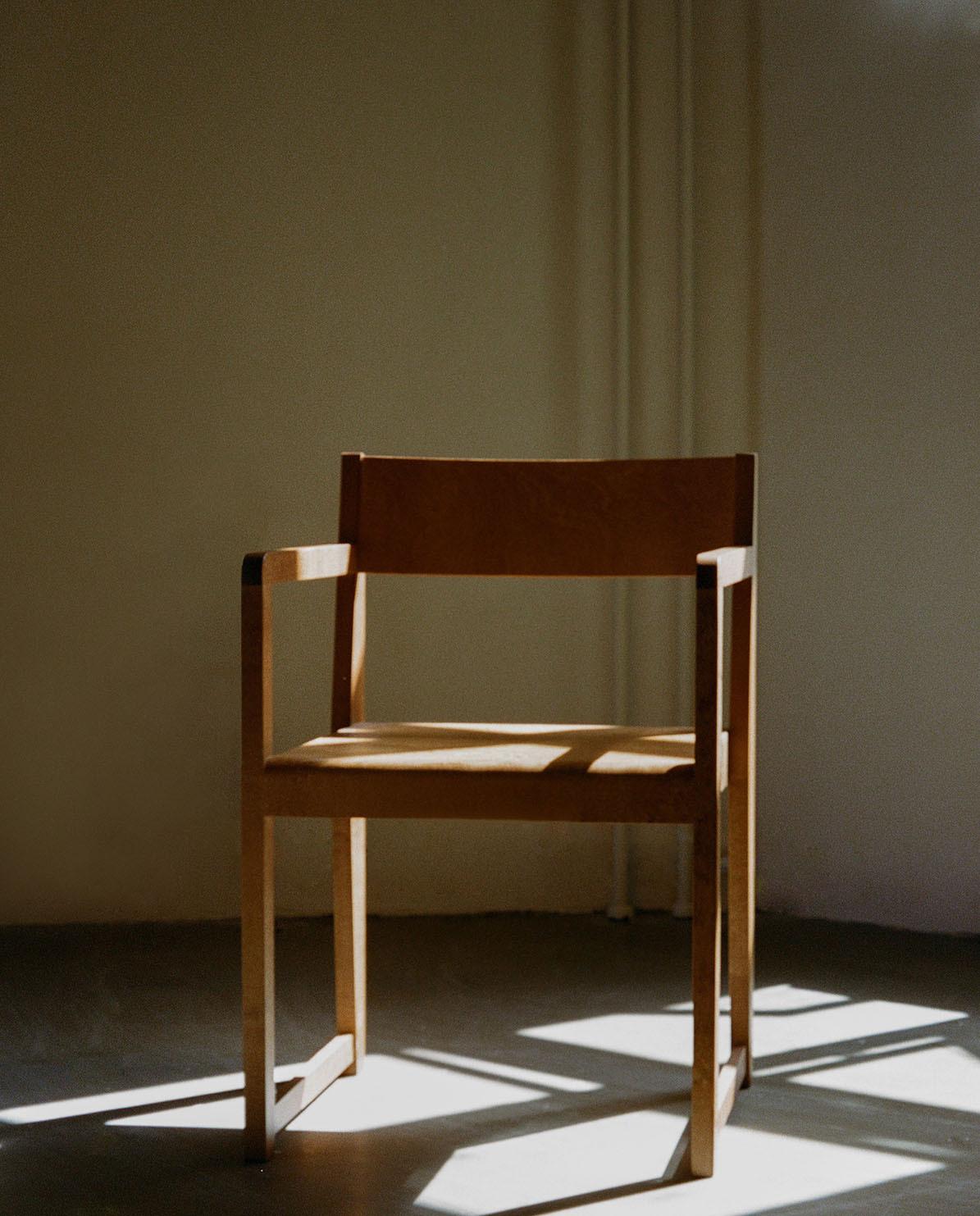 Stuhl Armrest Chair 01 One Size