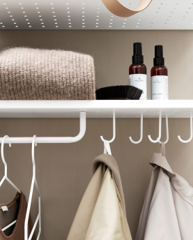 String Furniture Haken J für Regalboden Metall System