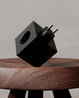 Avolt Mehrfachstecker Square 2 USB C wall mounted