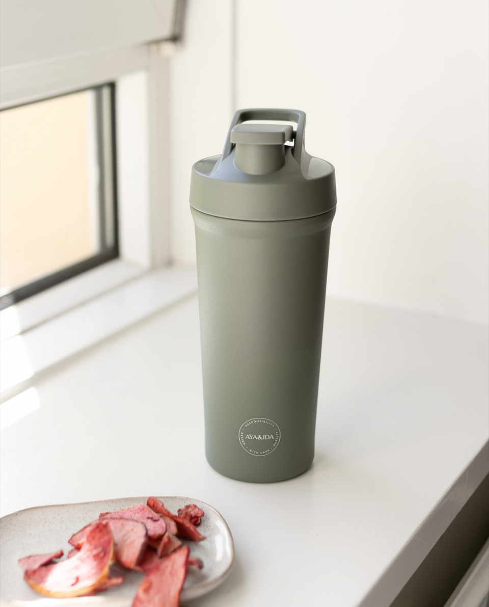 AYA&IDA Trinkflasche Shaker 750 ml 2