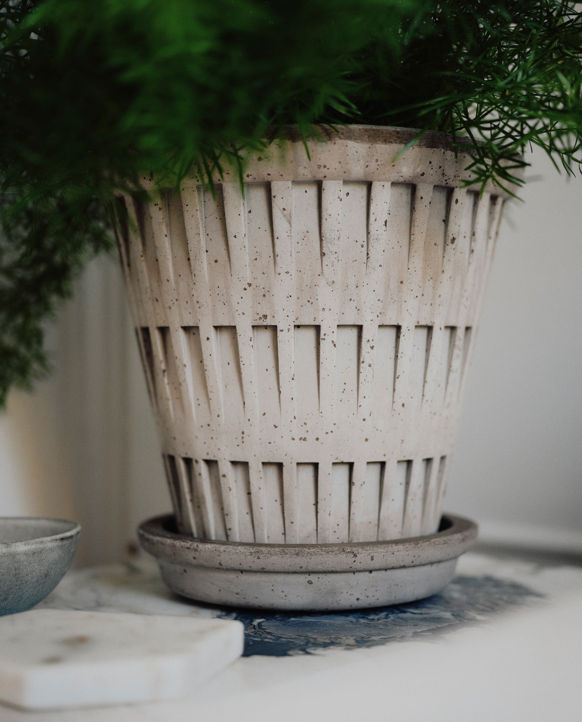 Bergs Potter Blumentopf Pantheon Raw inkl. Untersetzer Ø 12 cm