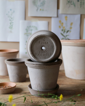 Bergs Potter Blumentopf The Flora Raw Pot inkl. Untersetzer