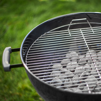 Weber Holzkohlegrill Bar-B Kettle, 57 cm schwarz (2026)