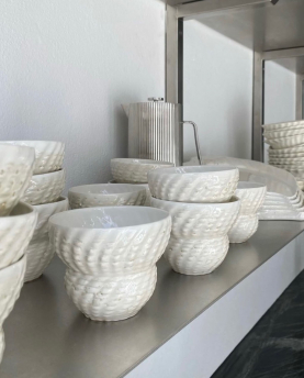 Christina Iversen Studio Becher Shell