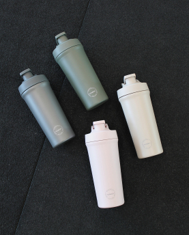 AYA&IDA Trinkflasche Shaker 750 ml