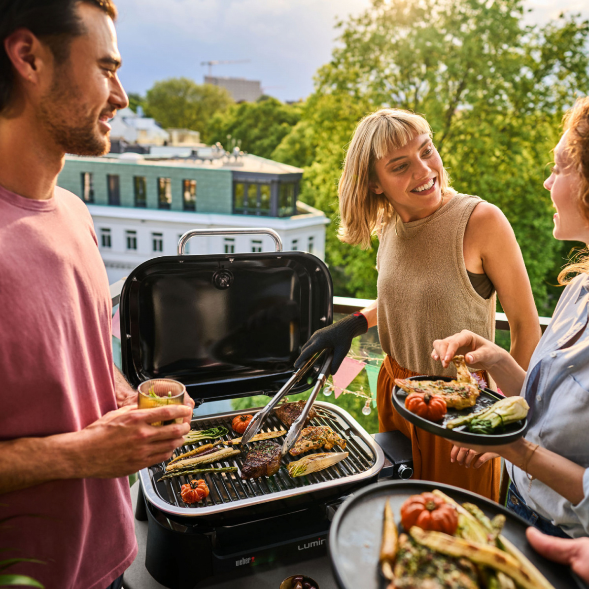 Weber Elektrogrill LUMIN COMPACT mit Stand (2026)