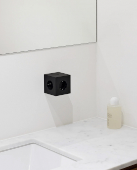 Avolt Mehrfachstecker Square 2 USB C wall mounted