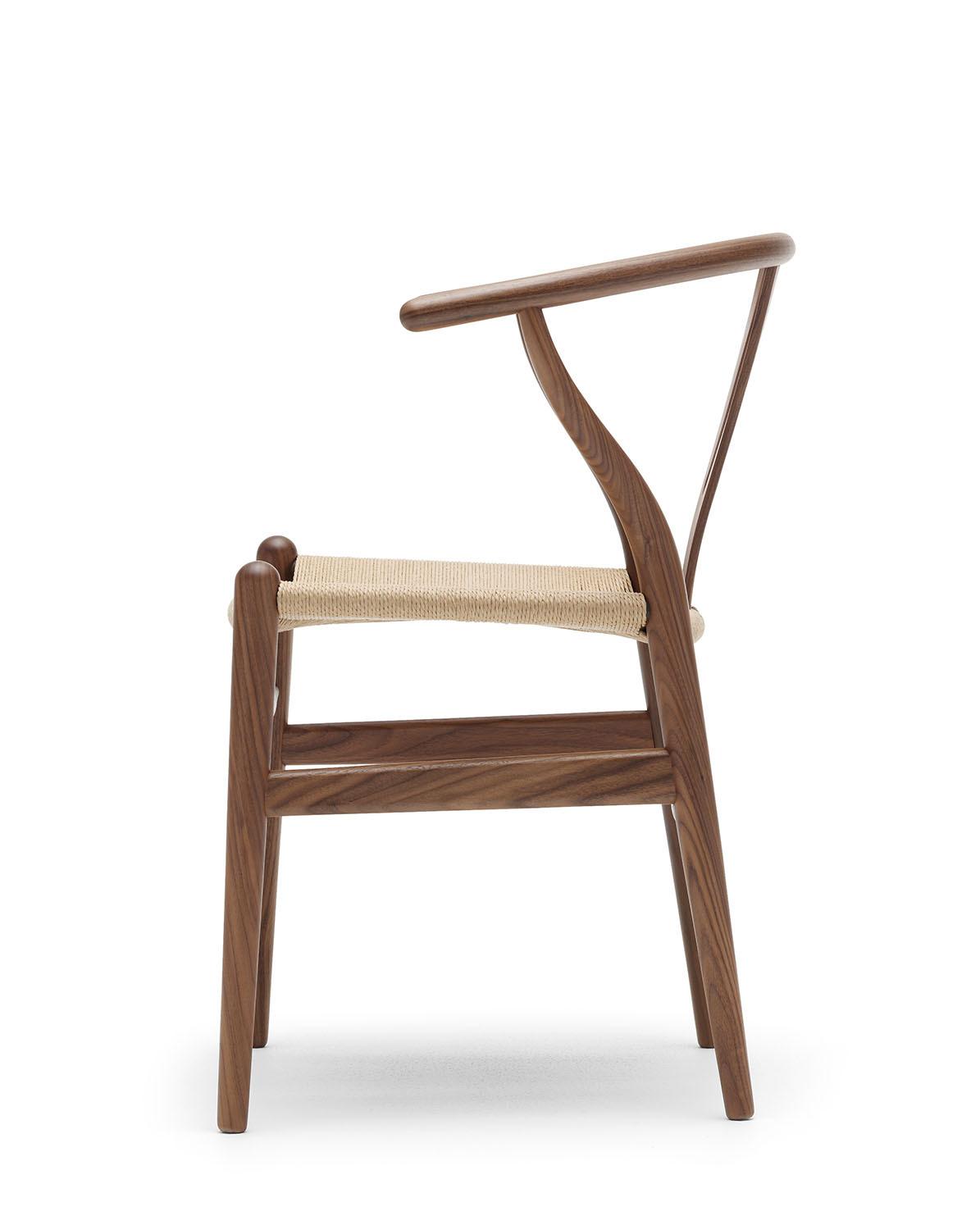 Stuhl CH24 Wishbone Chair Walnuss geölt One Size