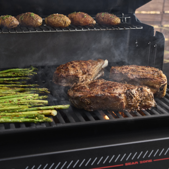 Weber Gasgrill Genesis E-330WR, Stealth Edition, inklusive Drehspieß
