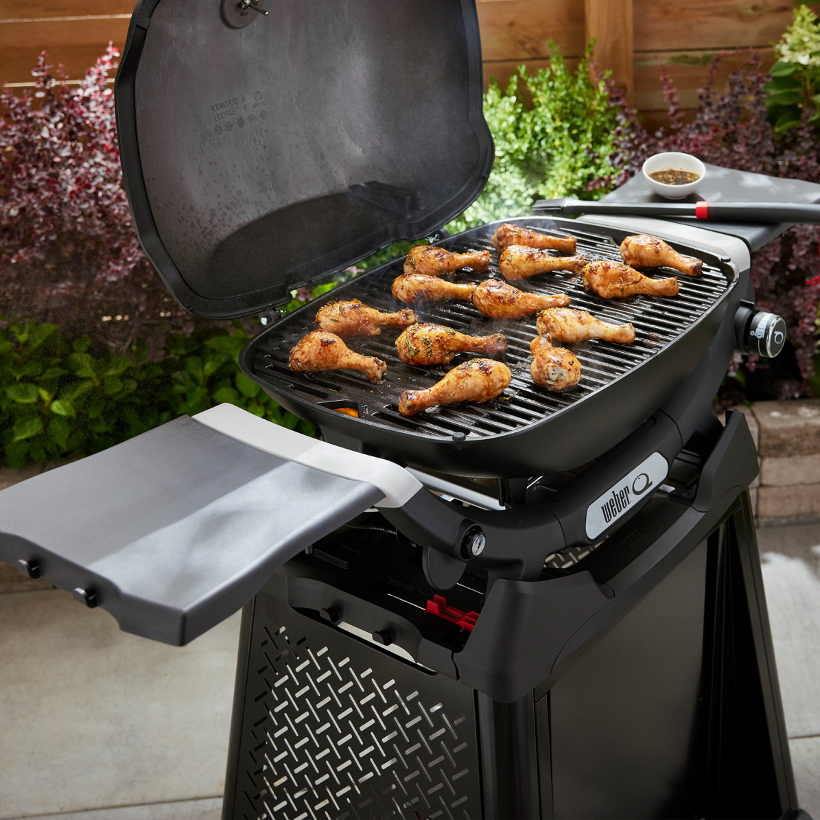 Weber Gasgrill Q 3200N+ mit Rollwagen, Black